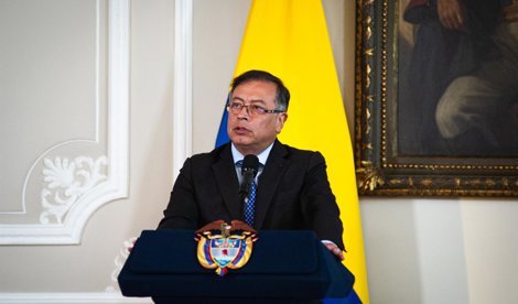 Política