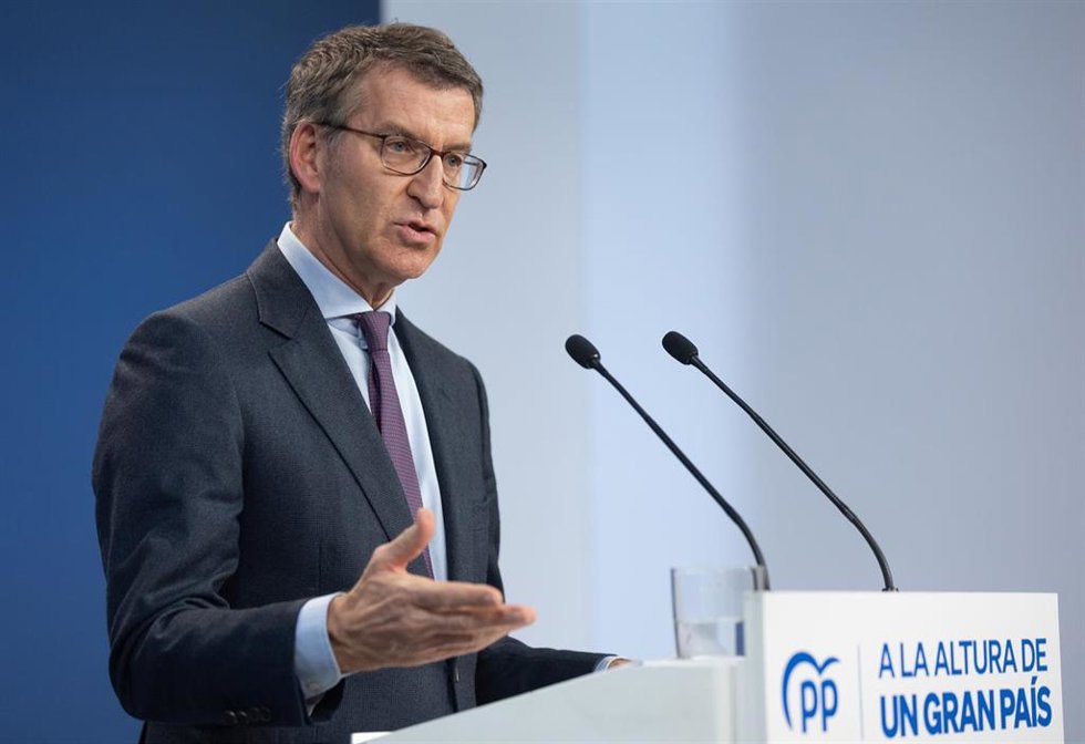 El presidente del Partido Popular, Alberto Núñez Feijóo, comparece para hacer balance del año 2022, en la sede del Partido Popular, a 29 de diciembre de 2022, en Madrid (España). Se trata del primer año de Feijóo al frente del partido y de la oposición 