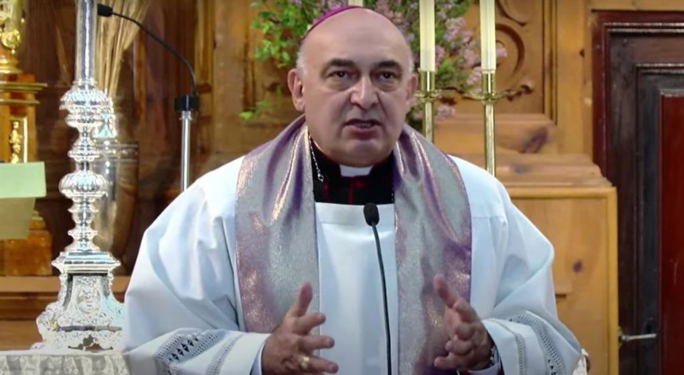  El arzobispo de Valencia, Enrique Benavent