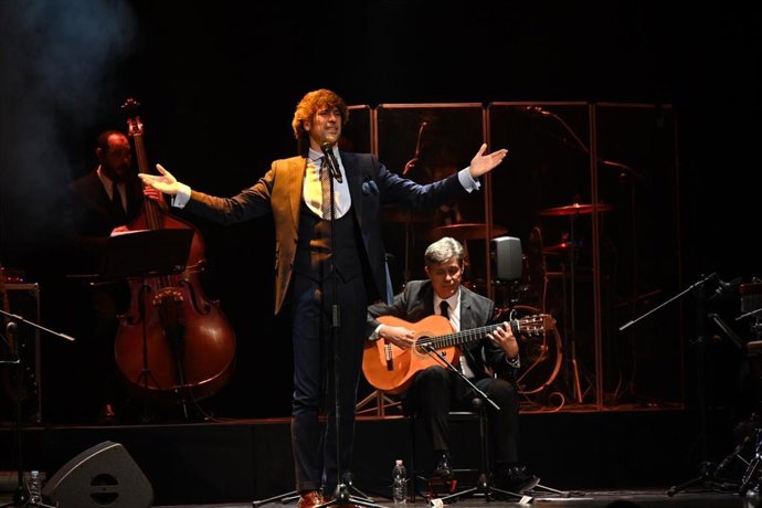 Ayuntamiento De Tomares: Nota De Prensa Y Foto (Gran Éxito De Manuel Lombo En Tomares)