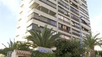 Detenida la pareja de la chica precipitada de un sexto piso en Benidorm (Alicante)