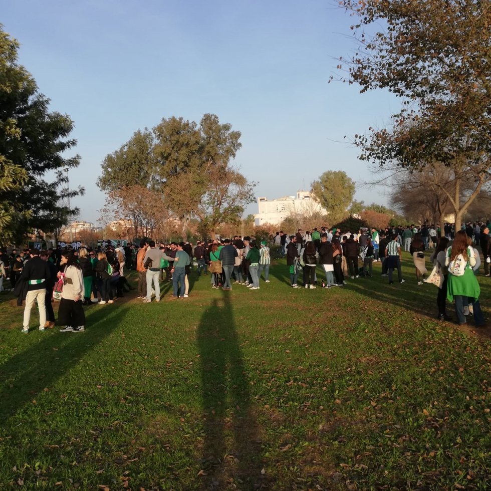 Botellona de este jueves 29 de diciembre en el Parque Guadaíra con motivo del partido del Betis en el Villamarín.