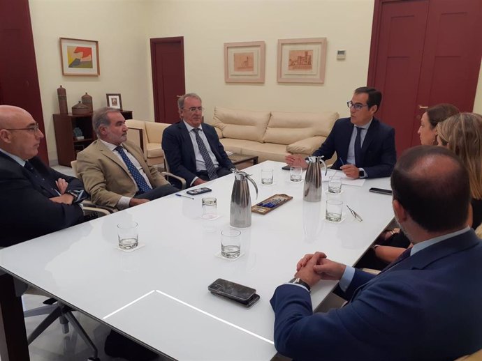 Archivo - Justicia y el Consejo Andaluz de Colegios de Abogados tendrán reuniones trimestrales para "afrontar retos del sistema".