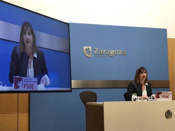 Archivo - La portavoz del grupo municipal del PSOE, Lola Ranera,