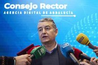La Junta desea "pronto restablecimiento" a Griñán y subraya que "los tribunales deciden cómo cumplir las condenas"