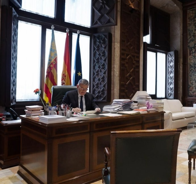 Archivo - Ximo Puig en el discurso de Fin de Año