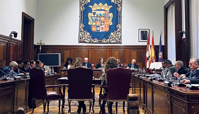 Imagen del último pleno de la Diputación de Palencia de 2022.