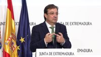 Fernández Vara destaca los "10.000 parados menos" en 2022 y las "expectativas" para atraer inversores a Extremadura