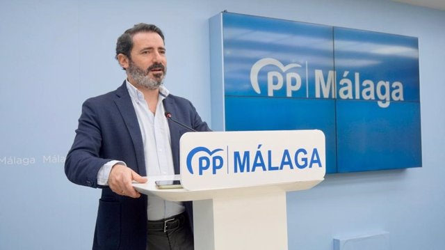 El secretario general del PP de Málaga, José Ramón Carmona,