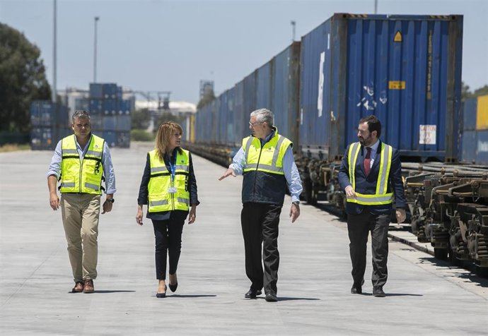 Archivo - Huelva.- Puertos.- El Puerto de Huelva destaca que su actividad generó 36.589 empleos en 2020