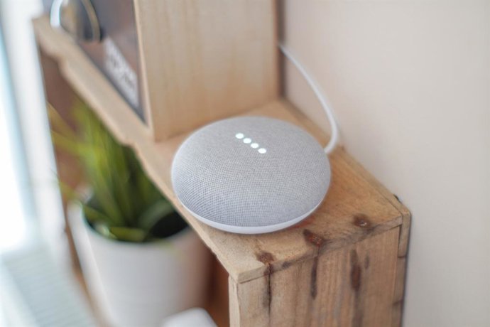 Un altavoz inteligente de Google