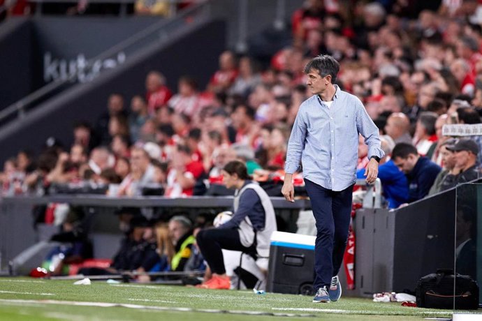 Archivo - El entrenador del Real Valladolid, José Rojo Martín 'Pacheta'