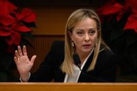 Meloni lamenta la muerte de Benedicto XVI, "un grande de la historia al que la historia no olvidará"