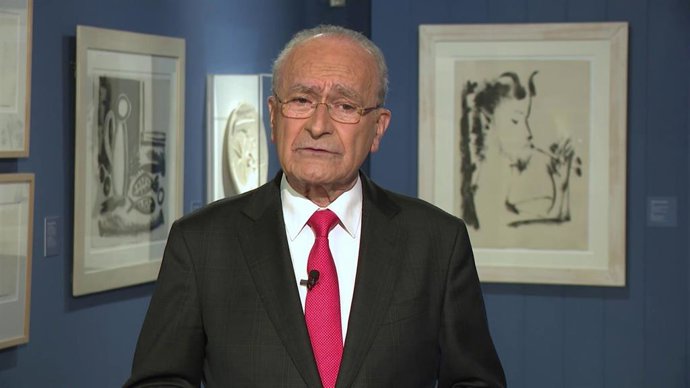 El alcalde de Málaga, Francisco de la Torre, durante su mensaje de Año Nuevo