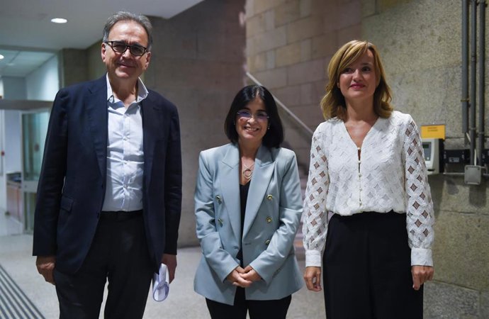 Archivo - (I-D) El ministro de Universidades, Joan Subirats; la ministra de Sanidad, Carolina Darias, y la ministra de Educación y Formación Profesional, Pilar Alegría,