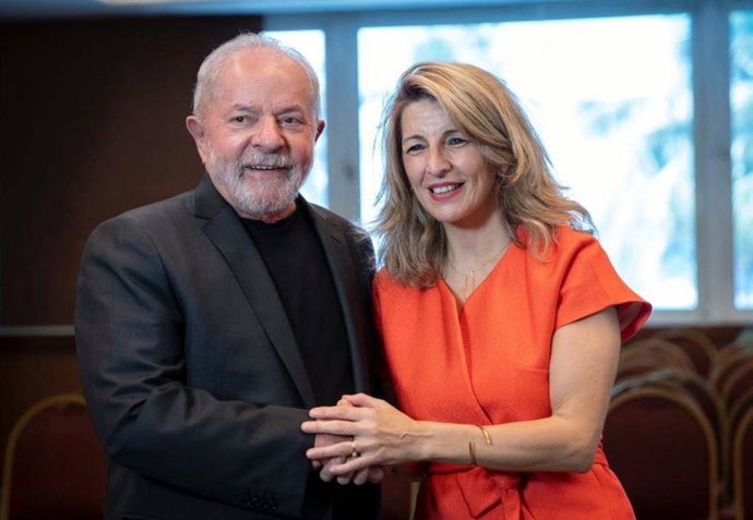 Archivo - La vicepresidenta segunda, Yolanda Díaz, con el presidente brasileño Lula da Silva.