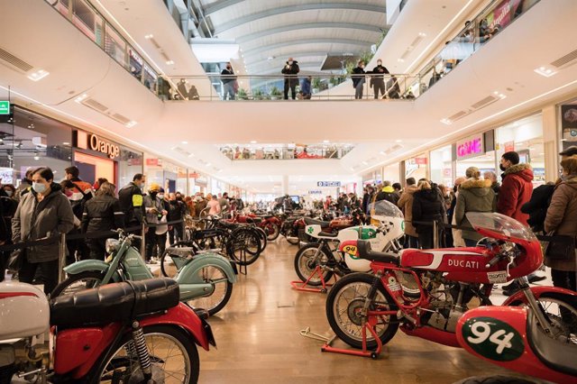 Exposición de motos Vallsur-Pingüinos 2022