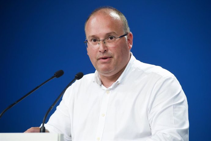 Archivo - El vicesecretario de Organización Territorial del PP, Miguel Tellado, durante una rueda de prensa en la sede nacional, en Madrid (España).