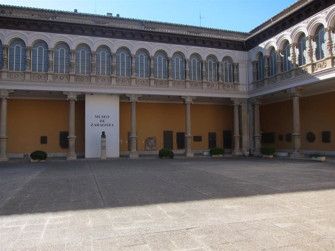 Archivo - Museo de Zaragoza patio interior                               