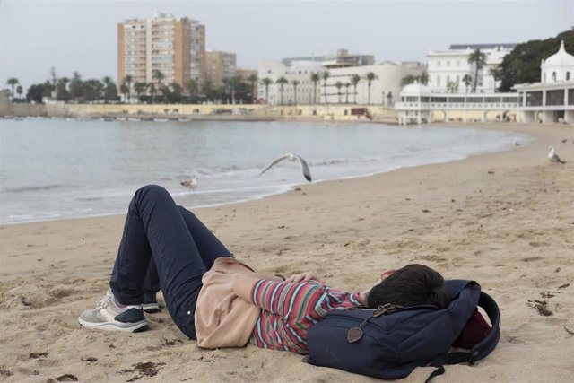 Rodaje de la película 'El amor de Andrea', de Manuel Martín Cuenca, en la Bahía de Cádiz.