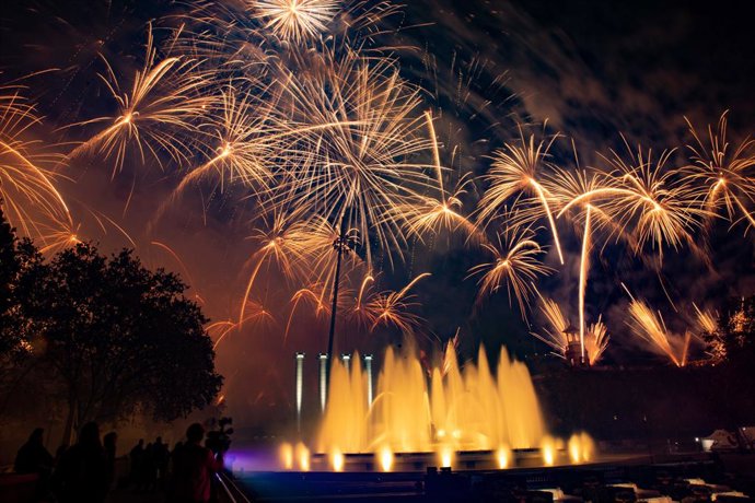 Imatge de la revetlla de Cap d'Any a l'avinguda Maria Cristina