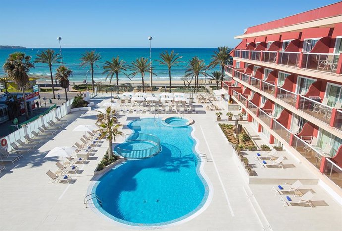 Universal Beach Hotels adquiere el MySeaHouse Hotel Neptuno e invertirá más de 5 millones en su renovación