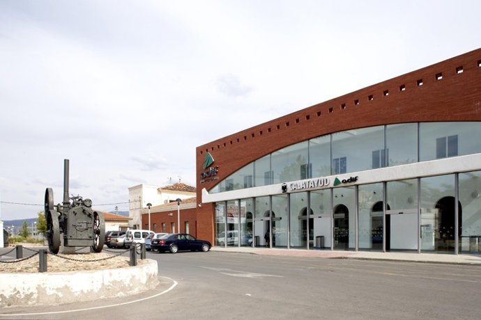 Archivo - Estación de tren de Calatayud (Zaragoza)