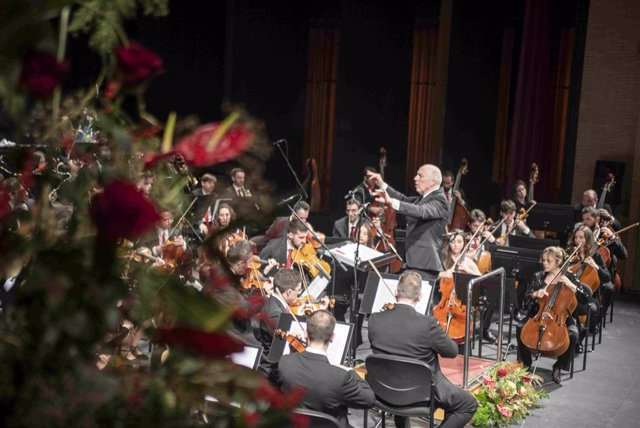 Concierto del año nuevo 2023 ofrecido por la Orquesta Ciudad de Almería.