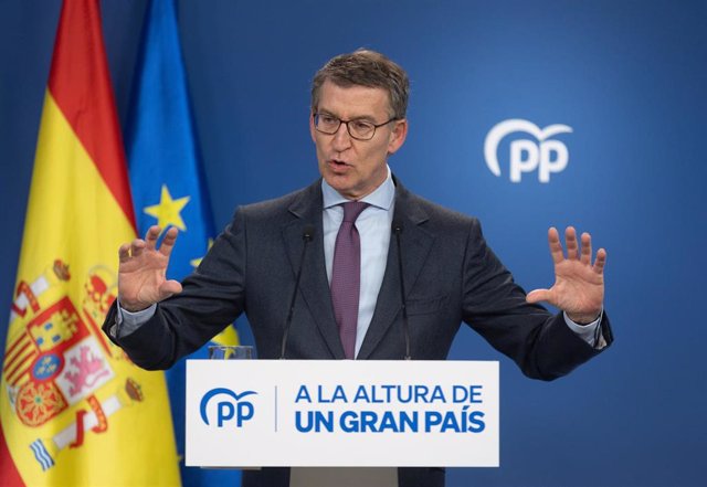El presidente del Partido Popular, Alberto Núñez Feijóo, comparece para hacer balance del año 2022, en la sede del Partido Popular, a 29 de diciembre de 2022, en Madrid (España). Se trata del primer año de Feijóo al frente del partido y de la oposición tr