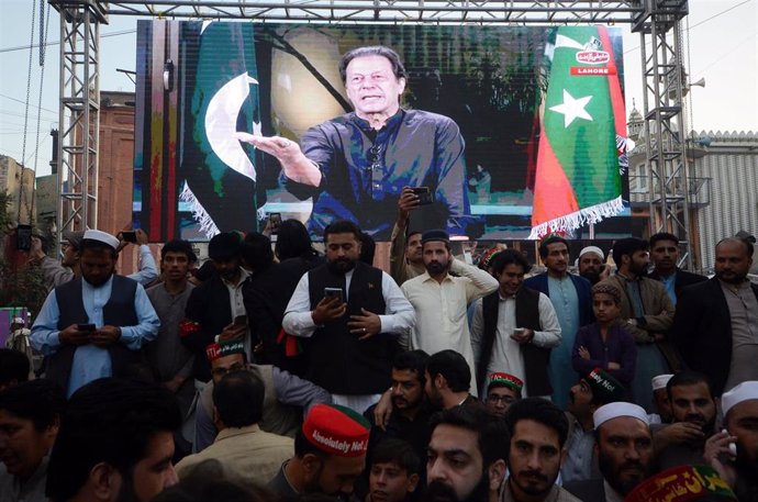 Un acto del partido Pakistan Tehrik-e-Insaf (PTI) de Imran Jan