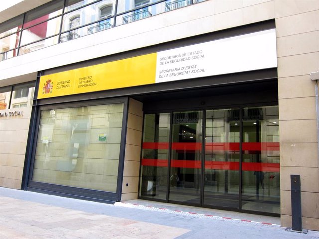 Archivo - Sede de la Seguridad Social en Alicante