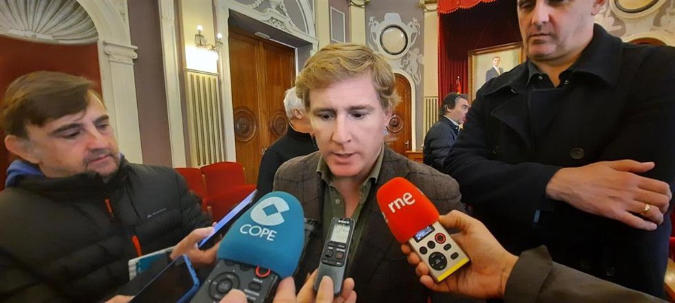 El alcalde de Badajoz, Ignacio Gragera, atiende a los medios en Badajoz