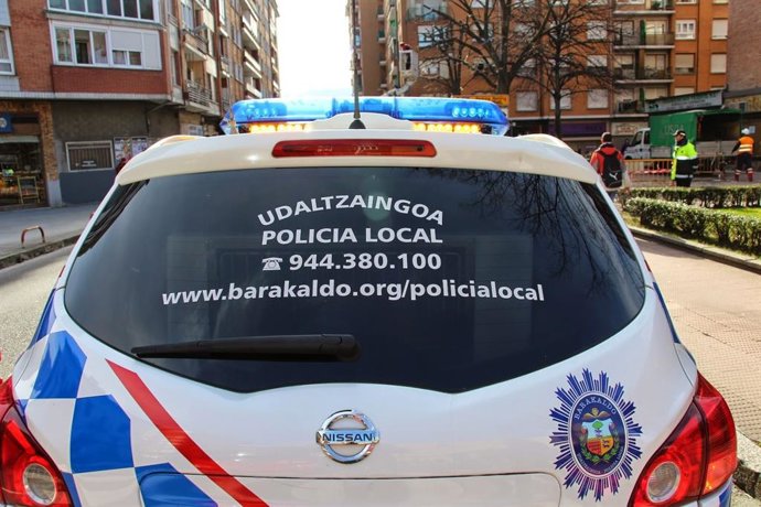 Archivo - Patrulla de la Policía Local de Barakaldo