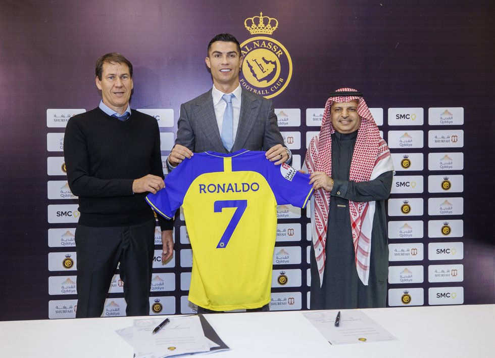 El delantero portugués Cristiano Ronaldo en su presentación como jugador del Al Nassr.
