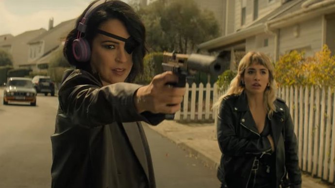 Persecución a muerte en el brutal tráiler de la última temporada de Sky Rojo de Netflix