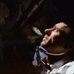 Archivo - El astronauta Walter Cunningham, del Apolo 7