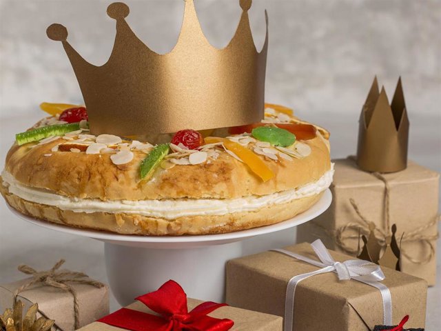 El roscón de Reyes es uno de los dulces más típicos en Navidad