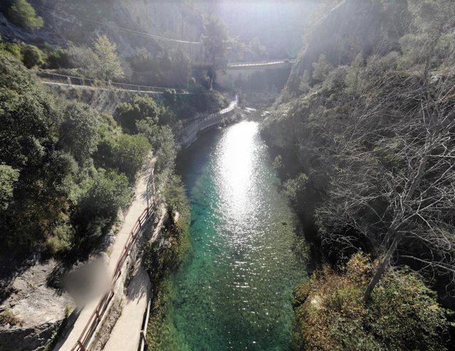 Localizan herida a la mujer desaparecida tras sufrir una caída en Ontinyent (Valencia) cuando paseaba el perro