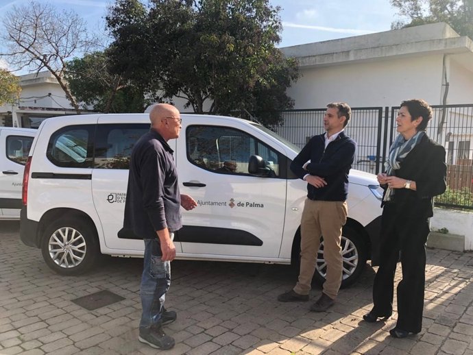 Nuevas furgonetas eléctricas para el Patronat d'Escoles d'Infants de Palma.