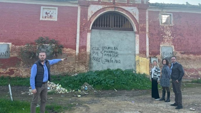 Visita de Vox a la hacienda Ibarburu