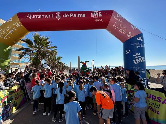 Carrera Infantil de Reyes 2023.