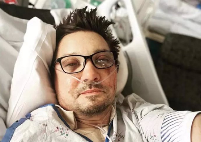 JEREMY RENNER shared a photo of himself on his Instagram account in the hospital since a snow plowing accident