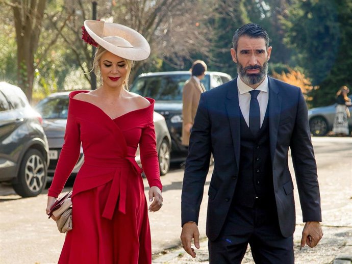 Ingrid Asensio  y Fernando Sanz en la boda de Cristina Reyes y Jorge Puras