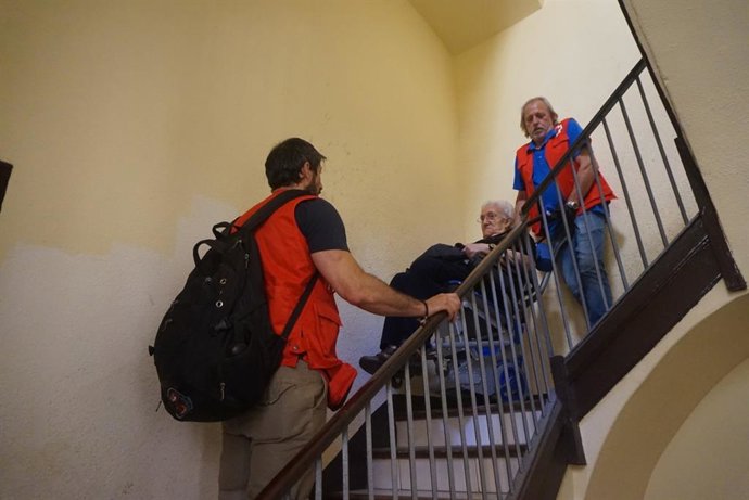 El programa 'Baixem al carrer' atendr a persones grans de tota Barcelona aquest 2023