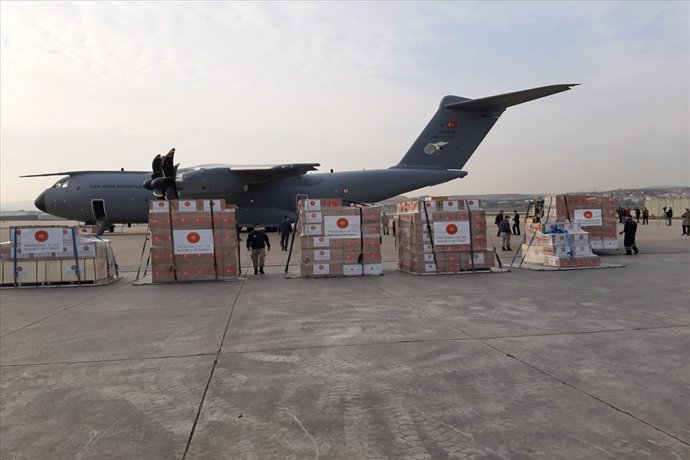 Archivo - Avión con suministros enviado por Turquía.