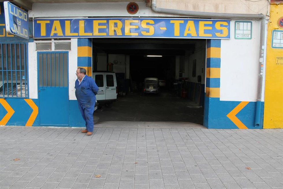 Archivo - Taller de coches