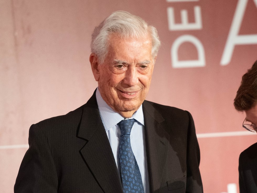 MARIO VARGAS LLOSA EN IMAGEN DE ARCHIVO