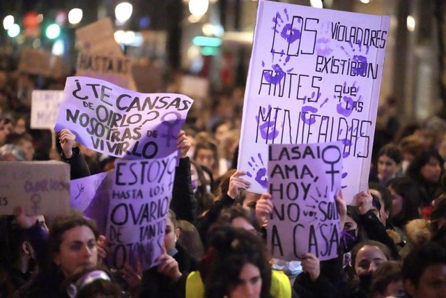 España se manifiesta por el 8M