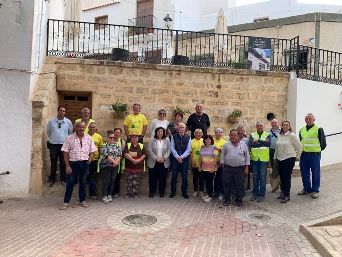 Visita de la diputada del PFEA, Matilde Díaz, a Lucainena de las Torres