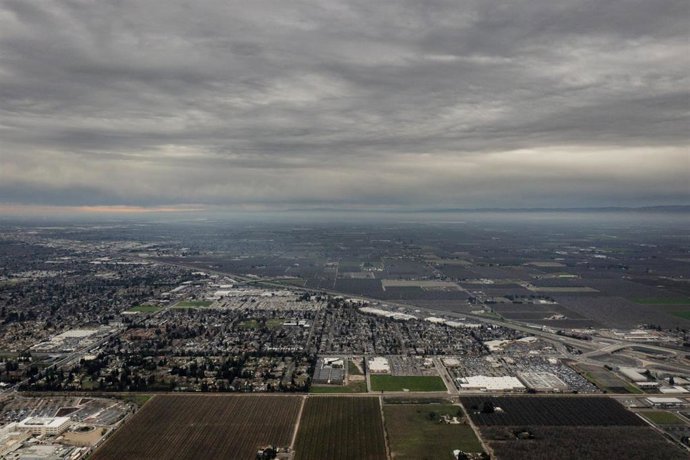 Tormenta sobre el condado de Modesto, en California